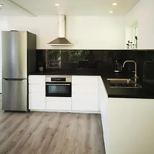 Lägenhet Landvetter Apartment